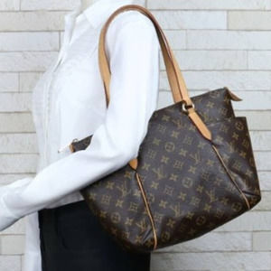 💎✨CHARMING✨💎Louis Vuitton TOTALLY PM Shoulder bag